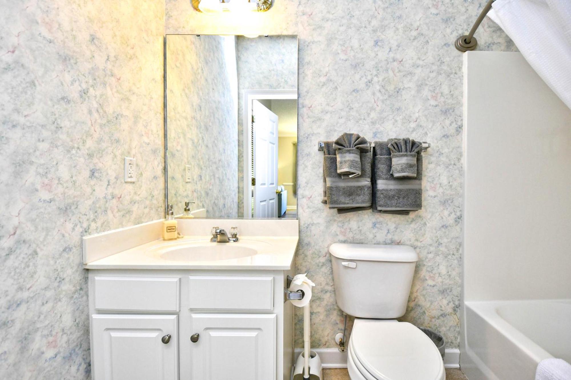 Serene Getaway At Arbor Trace In Barefoot Resort, North Myrtle *